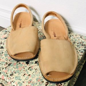 Jeffrey Campbell Tan Avarcas